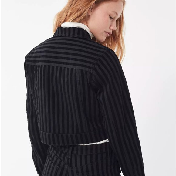 NWT Urban Outfitters UO Gia Striped Velvet Cropped Jacket in Medium - Picture 4 of 7